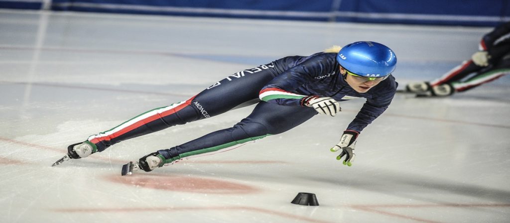 Prima vittoria per Arianna Fontana: vola nei 500m