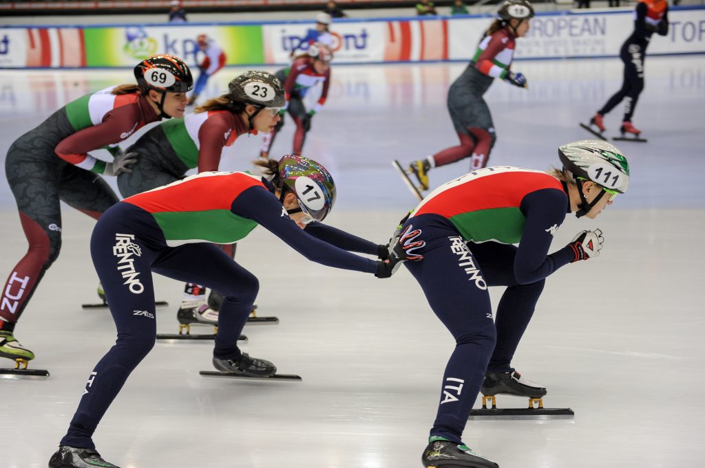 Short Track, a Dordrecht staffetta femminile in semifinale